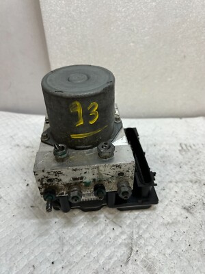 2006 LAND ROVER ABS Antilock Brake Pump Control OEM (93)