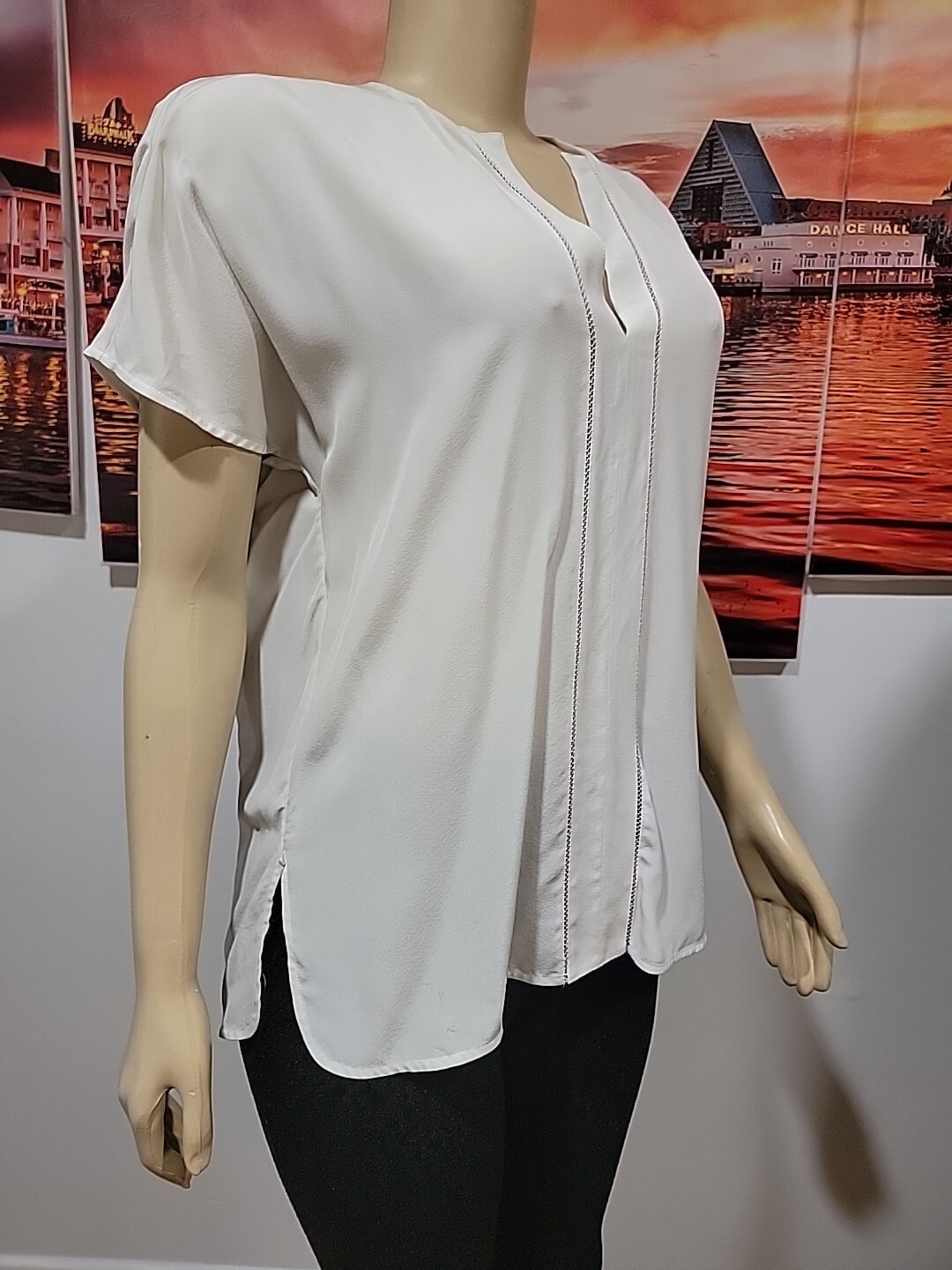 Vince 100% Silk Crepe de Chine Blouse Tunic XS Off White Crochet Accent #C thumbnail 5