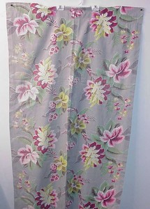 TWO-VINTAGE-FLORAL-COTTON-TWILL-OR-BARKCLOTH-PANELS-FLOWER-POWER