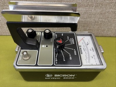 Bicron Surveyor 2000 Meter Geiger Counter