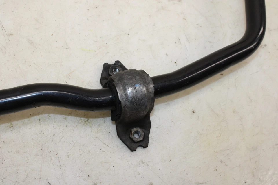 Barra estabilizadora delantera Volkswagen GTI 2015-2021 5QM411303A OEM LX53 Foto 3 de 4