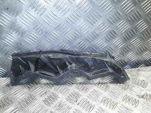 VW PASSAT Variant B6 3C5 Stoßstangenhalter vorne links 3C0807889 2.00 25479880