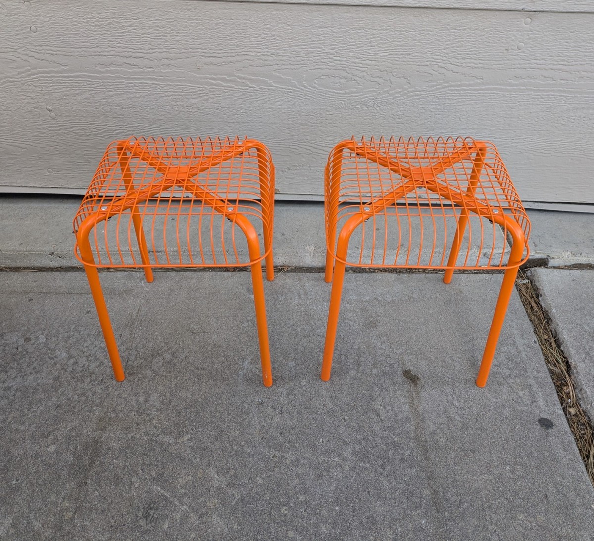 【OLD IKEA】イケア STOLJAN ストルヤン 2脚セット レッド アメリカでは未発売のレッドのSTOCKHOLM 2025チェアを、そのままの状態