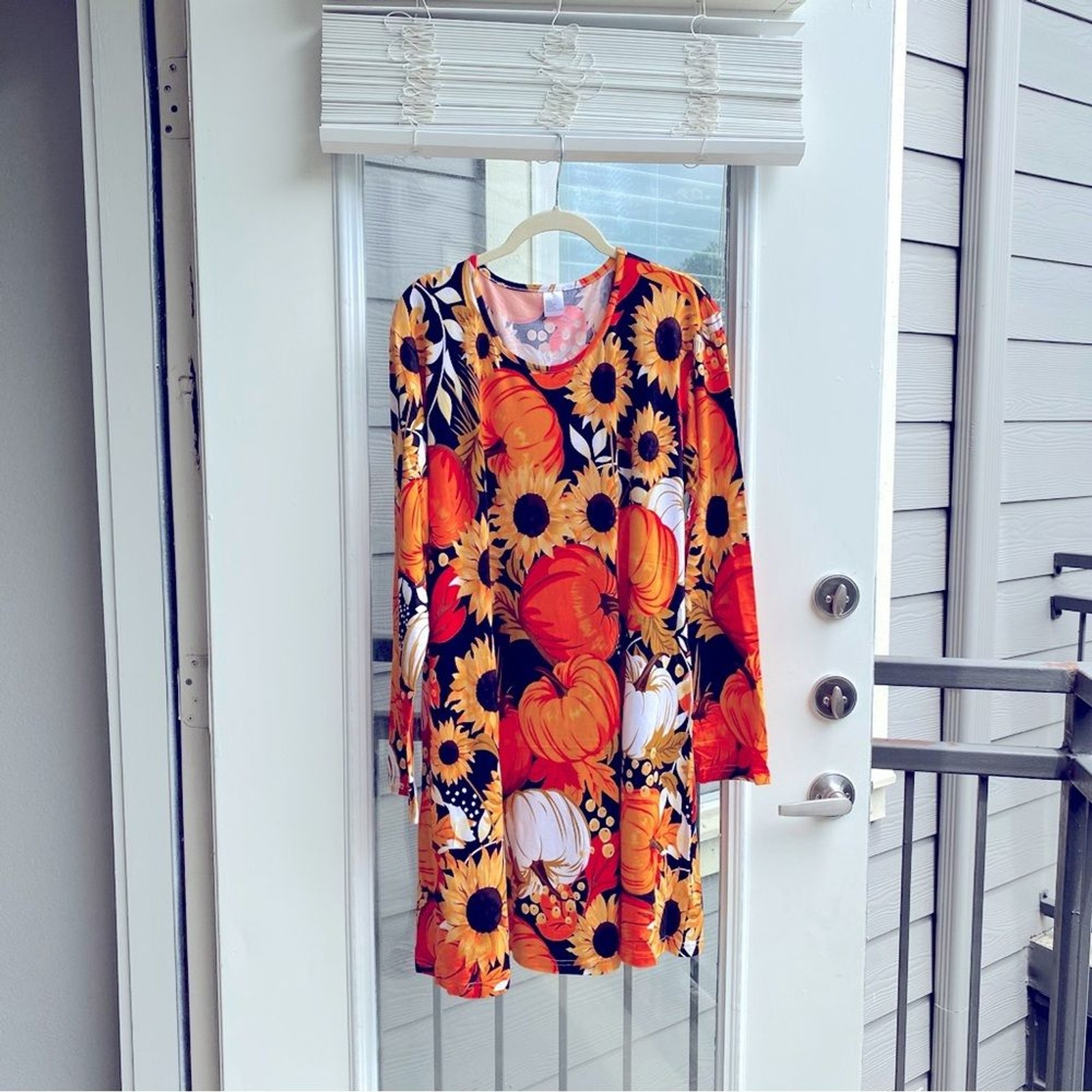 METRO-STYLE Fall Autumn Festival Scoop Neck Long Flare Sleeve Kneecap Dresses,S