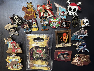 Disney Pirates of the Caribbean Pin Lot 21 Jack Sparrow Hidden Mickey Stitch HTF