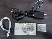 Sony DSC W830 Cyber Shot fotocamera digitale compatta argento perfettamente funzionante ora