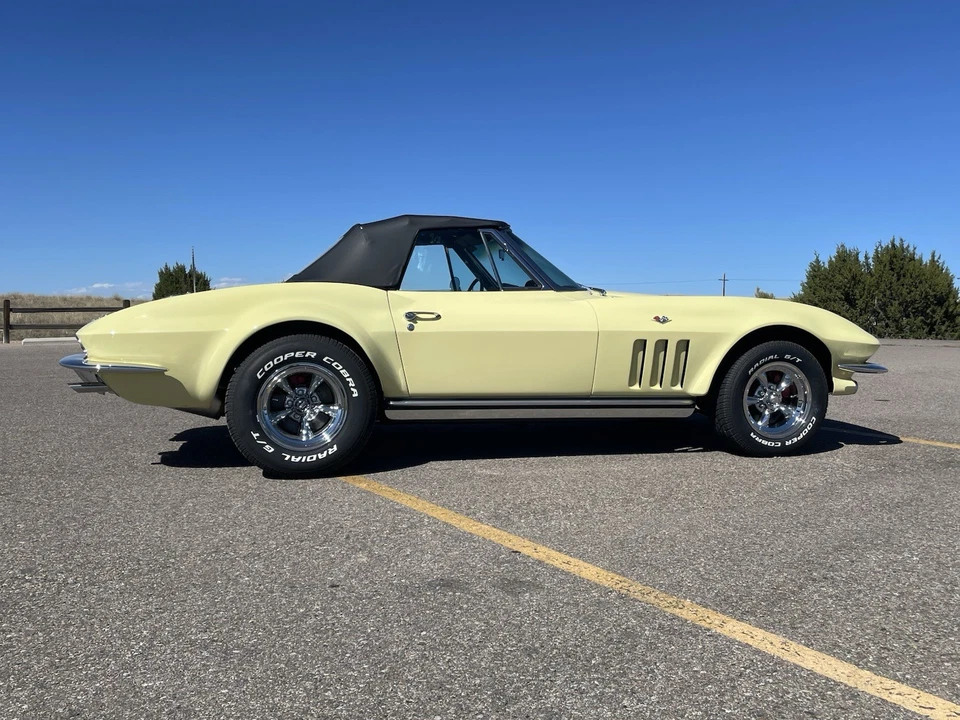 Chevrolet Corvette 1965  Foto 4 de 4