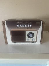 Throwback Vintage Wireless Speaker Radio Bluetooth High-quality Sound New In Box