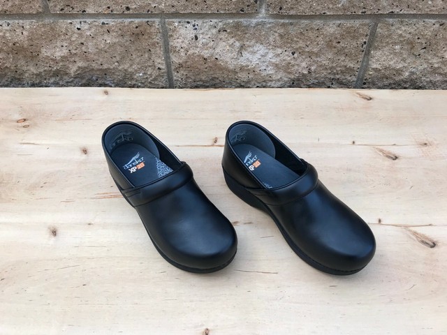 dansko xp clogs sale