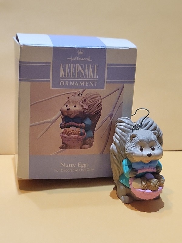 Hallmark "Nutty Eggs" Squirrel Easter Collection Ornament 1993