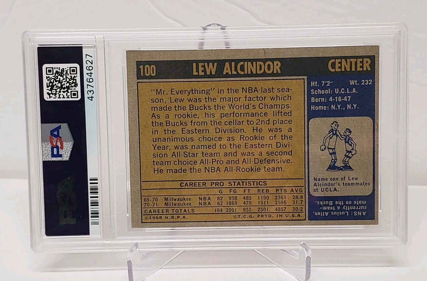 1971 Topps - Kareem Abdul-Jabbar #100 Lew Alcindor on Card PSA 2 view 2