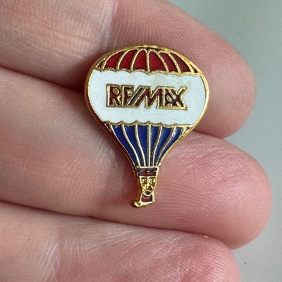 Vintage Tiny RE MAX Hot Air Balloon Gold Tone Enamel Lapel Pin ReMax Advertising