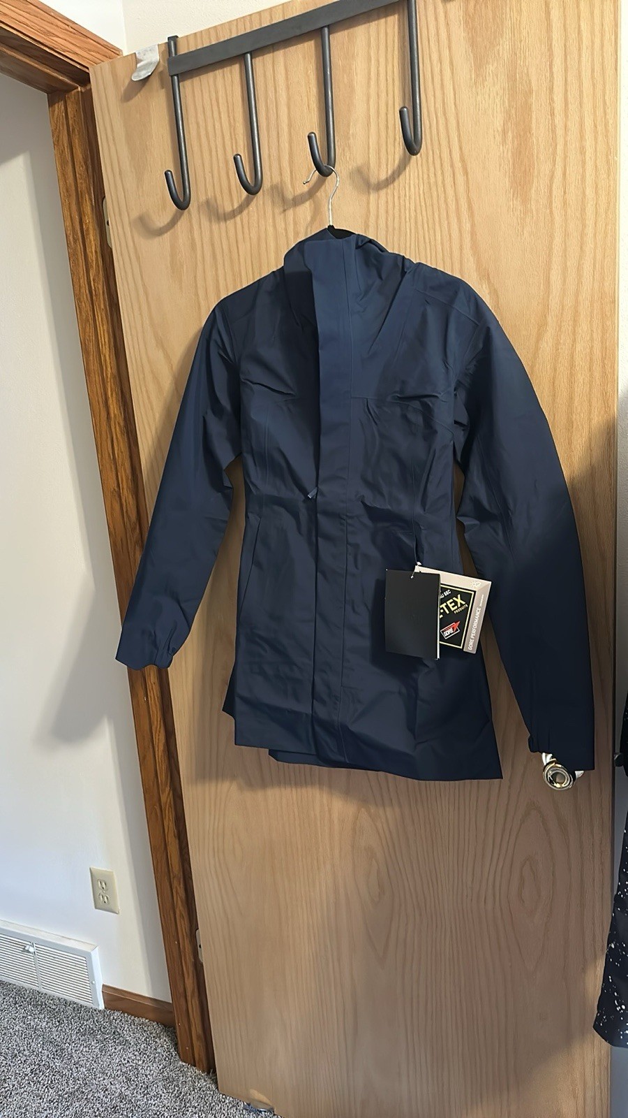 ARC'TERYX Codetta donna Arcteryx taglia small nuova con etichetta prezzo consigliato $395