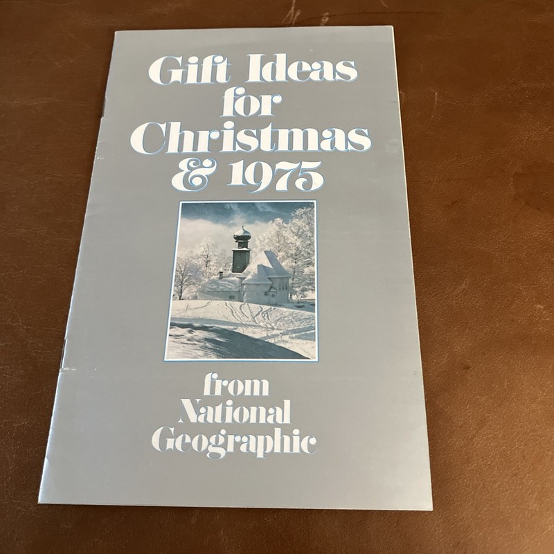 National Geographic Vintage Gift Christmas Booklet 1975
