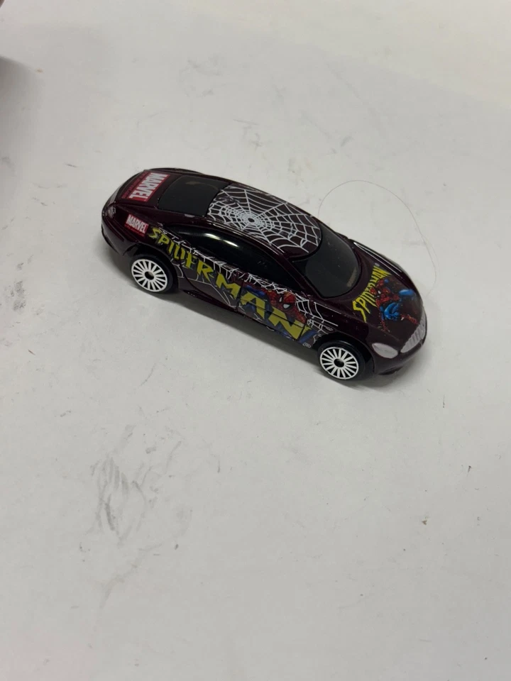 Maisto  Marvel Collection "Spider-Man" Buick laCrosse 1/64 Scale - Image 3 of 4