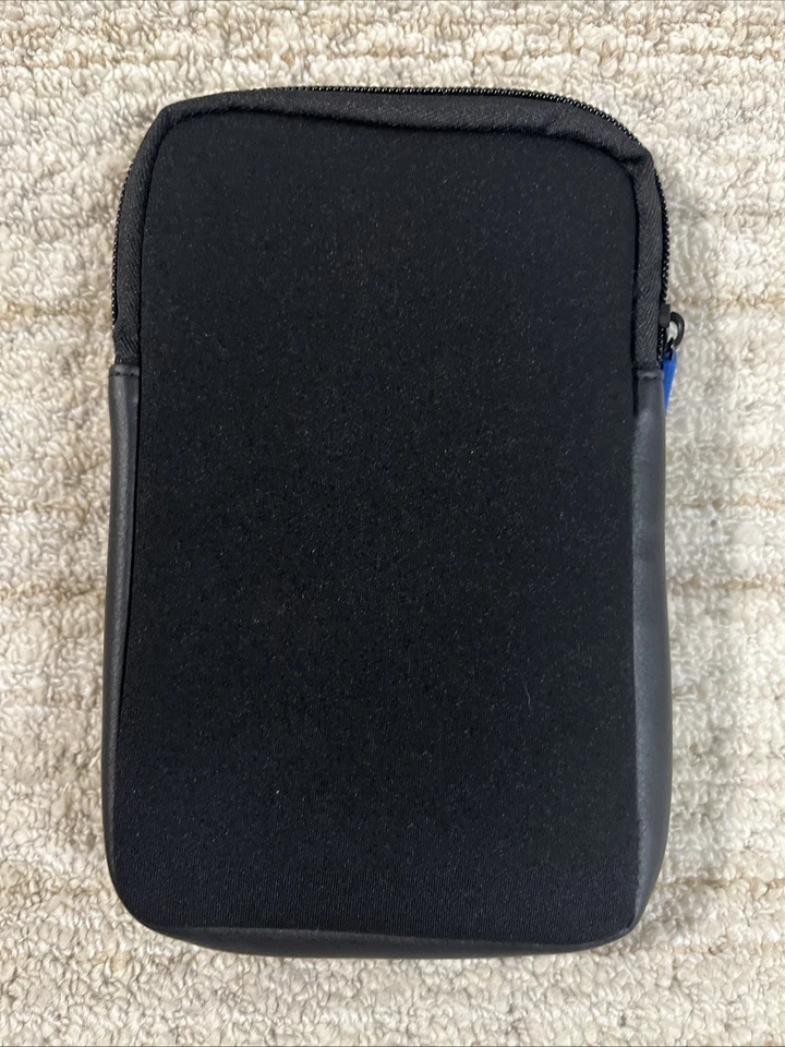 Garmin Universal Carrying Case up to 7-inch, New, without box. - Image 2 of 4