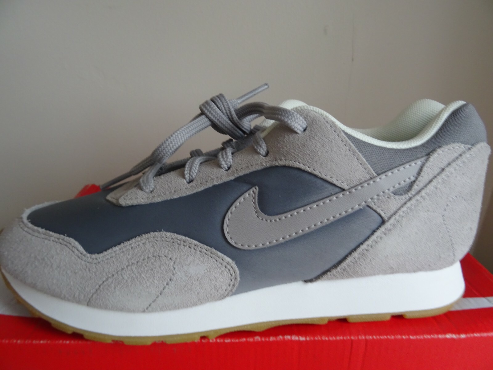 Nike Outburst womens trainers shoes AO1069 005 uk 4.5 eu 38 us 7 NEW +BOX