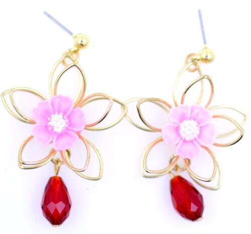 Gold tone cutout lotus and pink resin plum earrings with hanging red drop - Zdjęcie 1 z 4