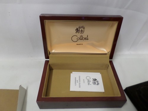 Reloj de bolsillo de cuarzo suizo colibrí y cuchillo de 2 hojas enchapado en oro caja de madera grabada - Imagen 10 de 16