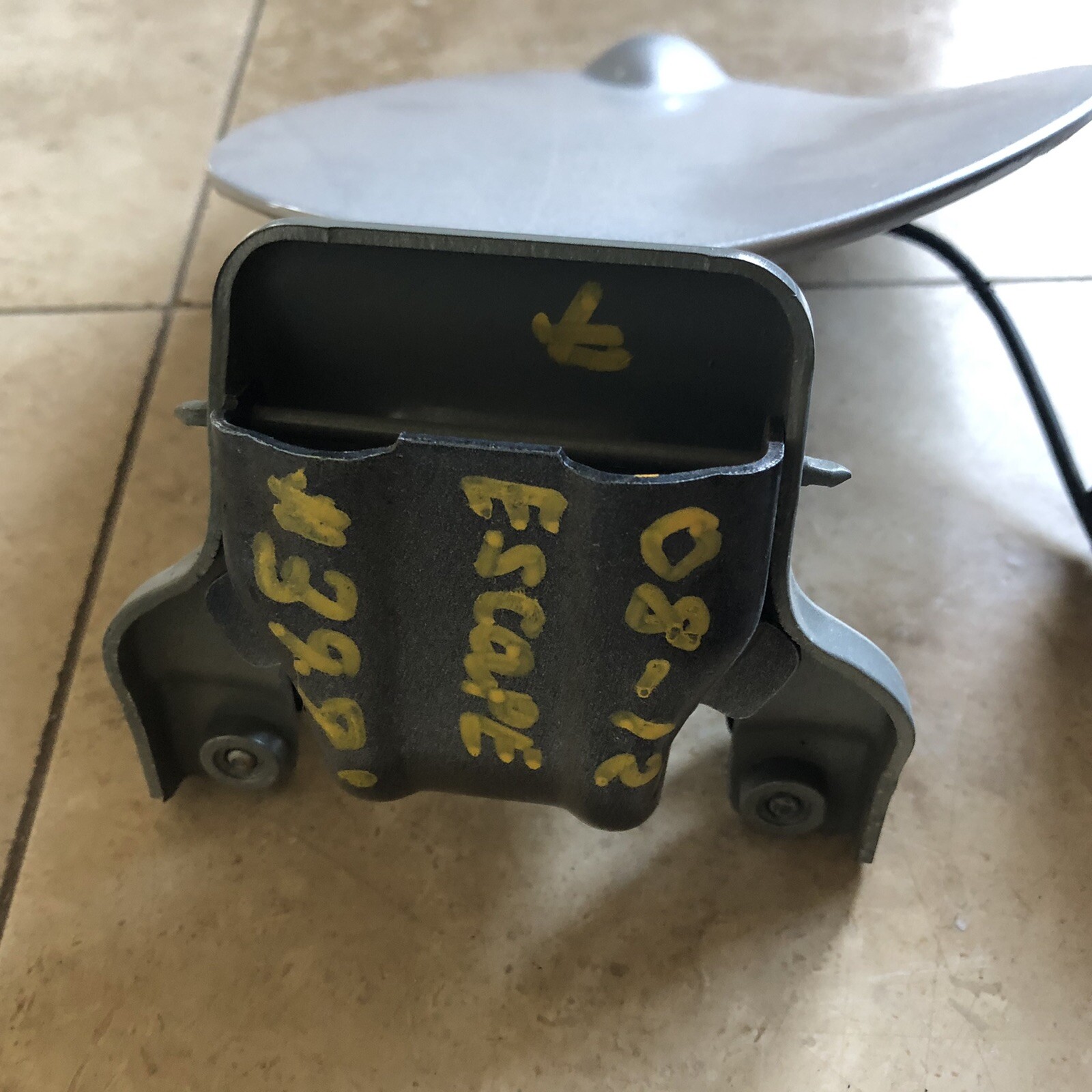 2008 2012 Ford Escape Fuel Door with Gas Cap eBay