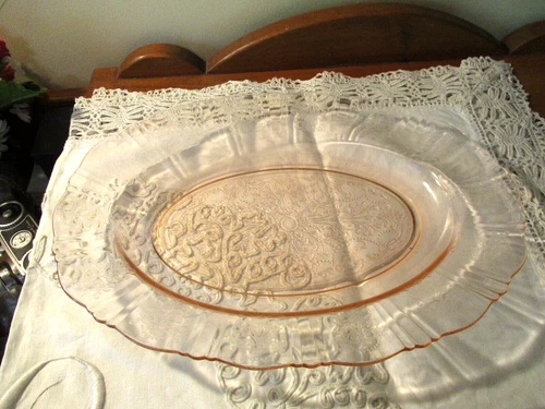 VINTAGE MACBETH-EVANS AMERICAN SWEETHEART 13' PINK PLATTER