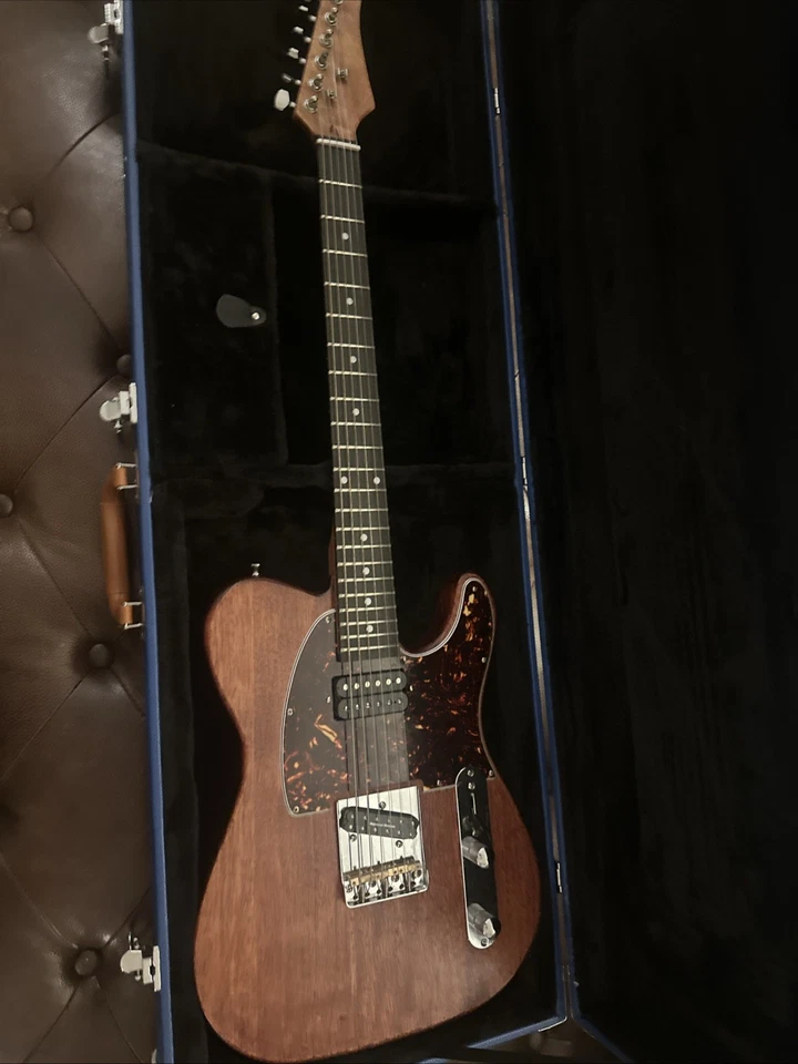 Guitarra estilo tele personalizada hecha a mano con estuche Foto 4 de 4