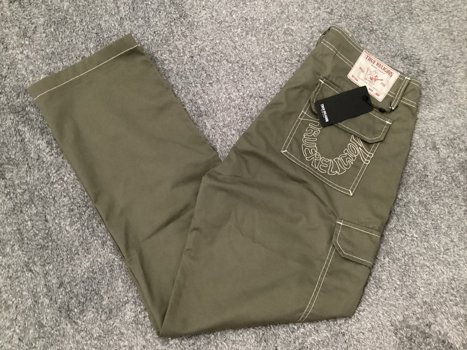 True Religion Men's Cargo Pants Size 34x33 Kalamata Green  NEW