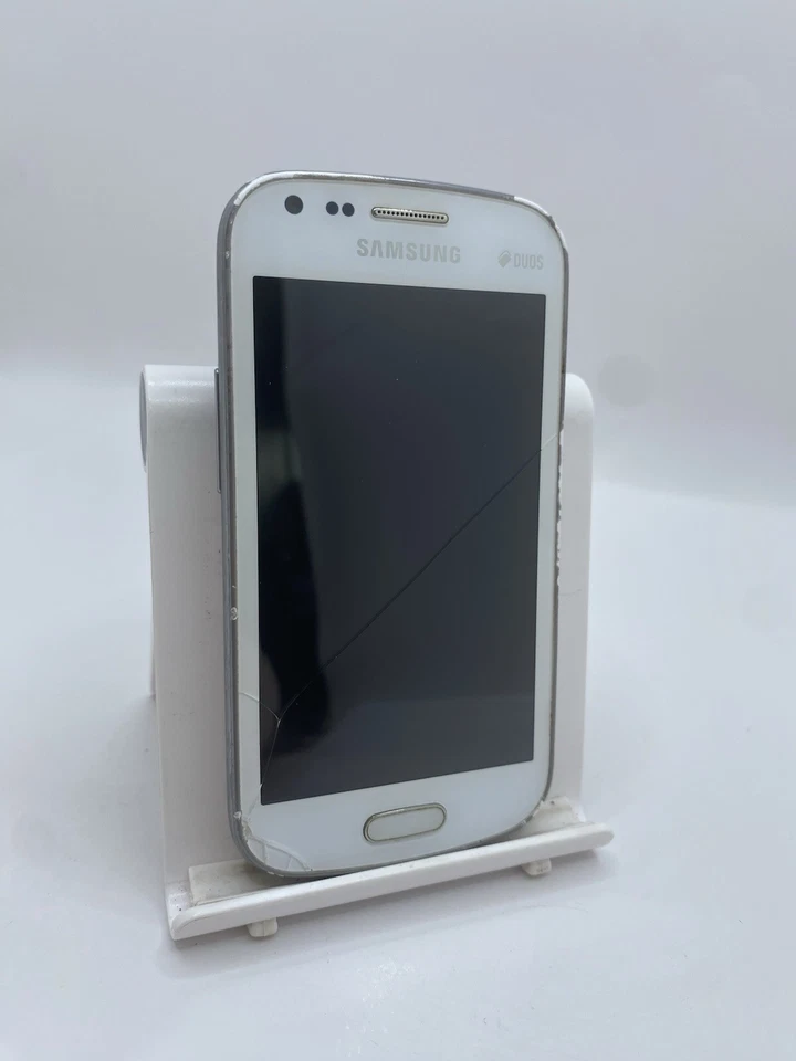 Samsung Galaxy S Duos S7562 White Unlocked 4GB 4" Smartphone Cracked Incomplete, photo 3 of 5