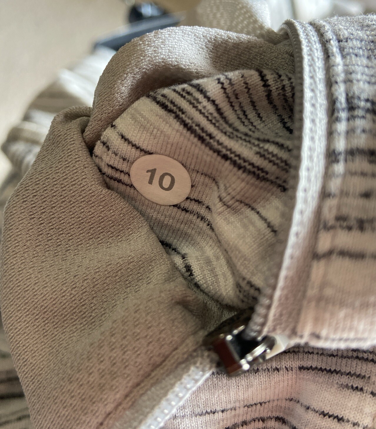 Lululemon Gray Heather Pullover Crossover Hoodie … - image 13