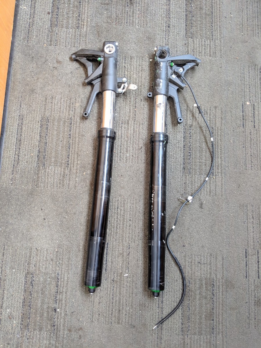 パーツ F-TUBE 12-23 KAWASAKI NINJA ZX14 ZX14R FRONT END FORKS TUBES RIGHT