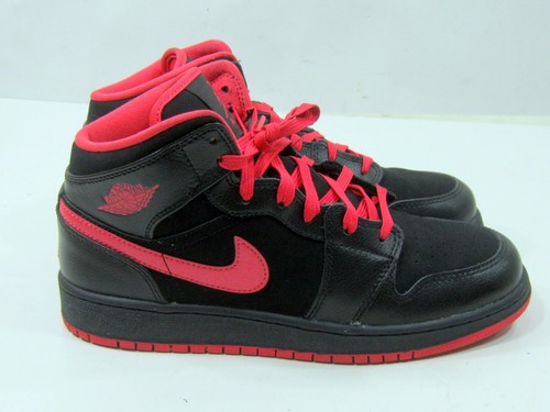 Air Jordan 1 Mid Black Fusion Red 