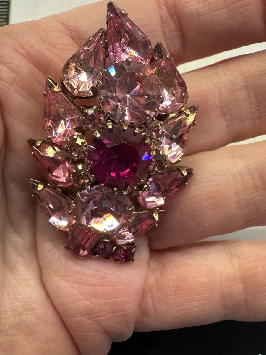 Flower Amethyst Rhinestone JULIANA Vintage Pin Brooch Gold J-807