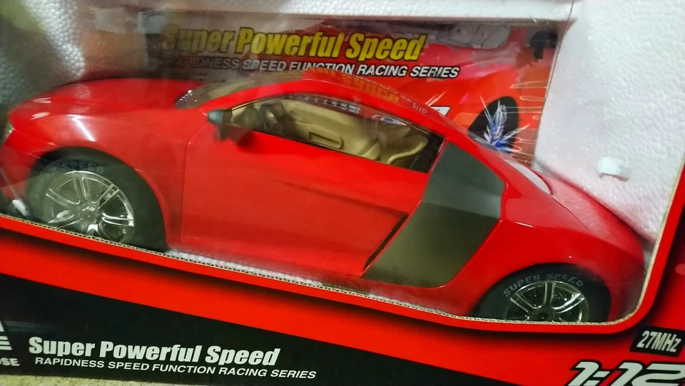 VOITURE SPORT RADIOCOMMANDEE 1/12 - Photo 4/4