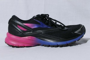 brooks launch 4 women's