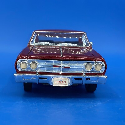 Saico 1965 Chevy Chevell SS 396 Z-16 1:24 Scale Diecast