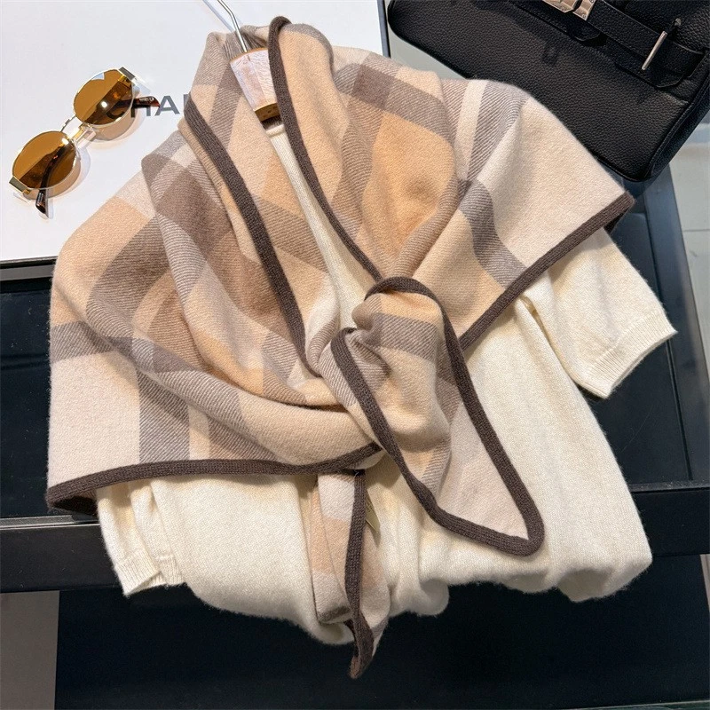 100% Cashmere Triangular Scarf 158 * 78Cm Knitted Warm Neck Protection Scarf