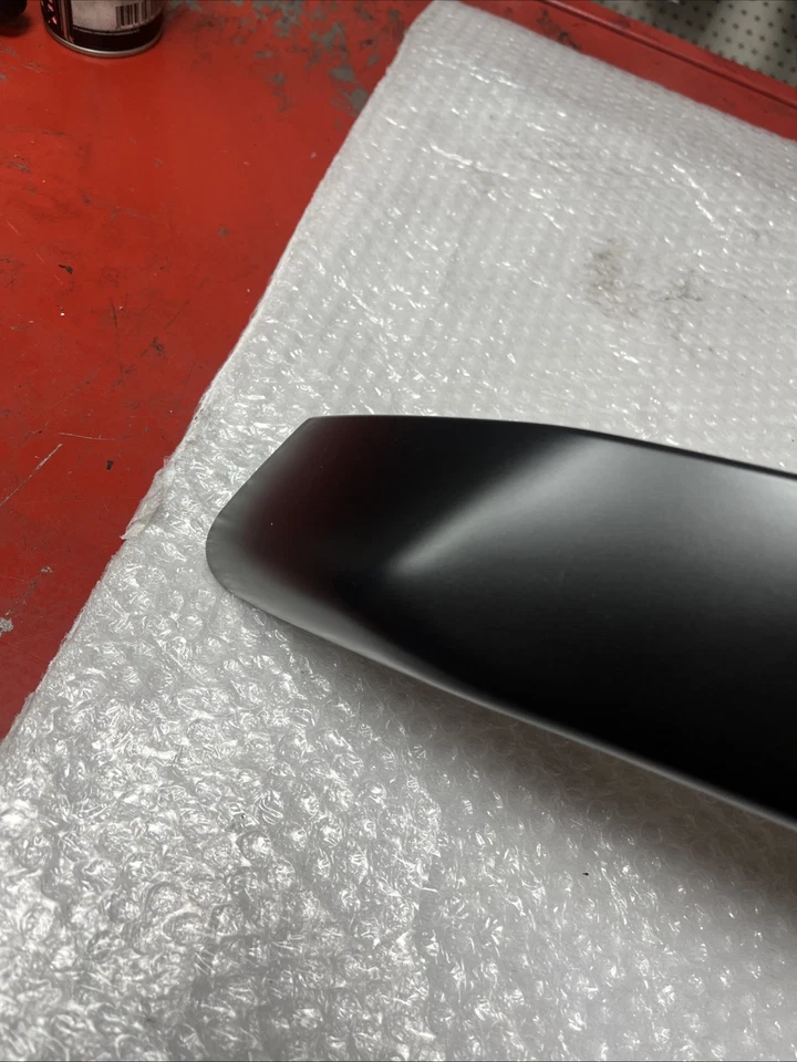 Carénage latéral droit VESPA 125 , 250 , 300 GTS , GTV 2006-2018 621138 - Photo 4/4