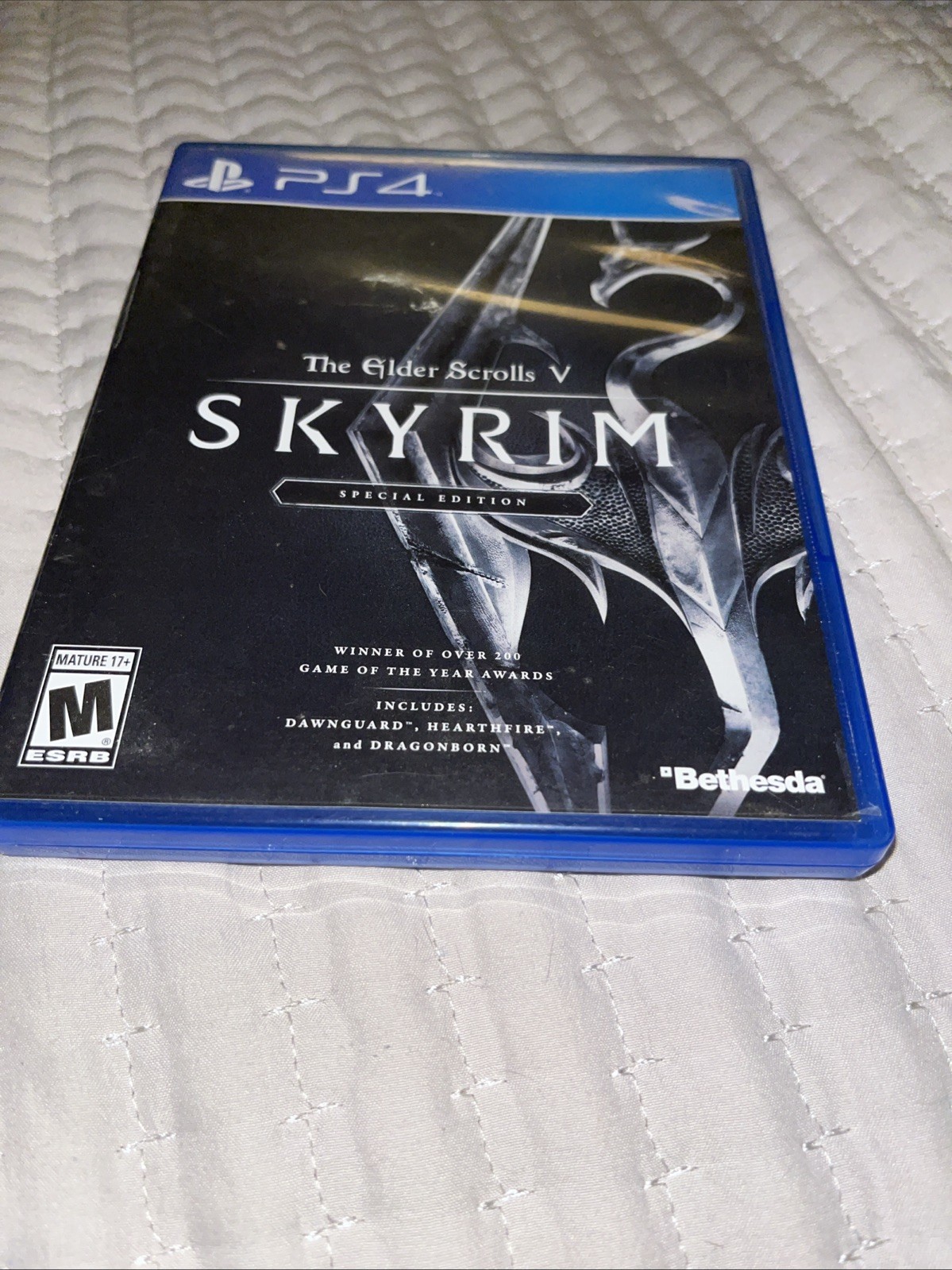 Elder Scrolls V: Skyrim -- Special Edition (PlayStation 4, 2016)