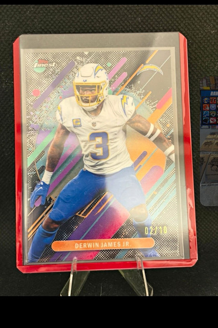 Topps Finest football 2025 Derwin James Jr. Chargers Black Refractor /10