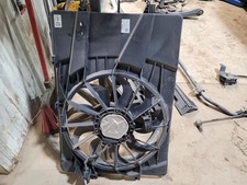 Radiator Fan Motor Fan Assembly Naturally Aspirated Fits 21-24 SORENTO 1987712