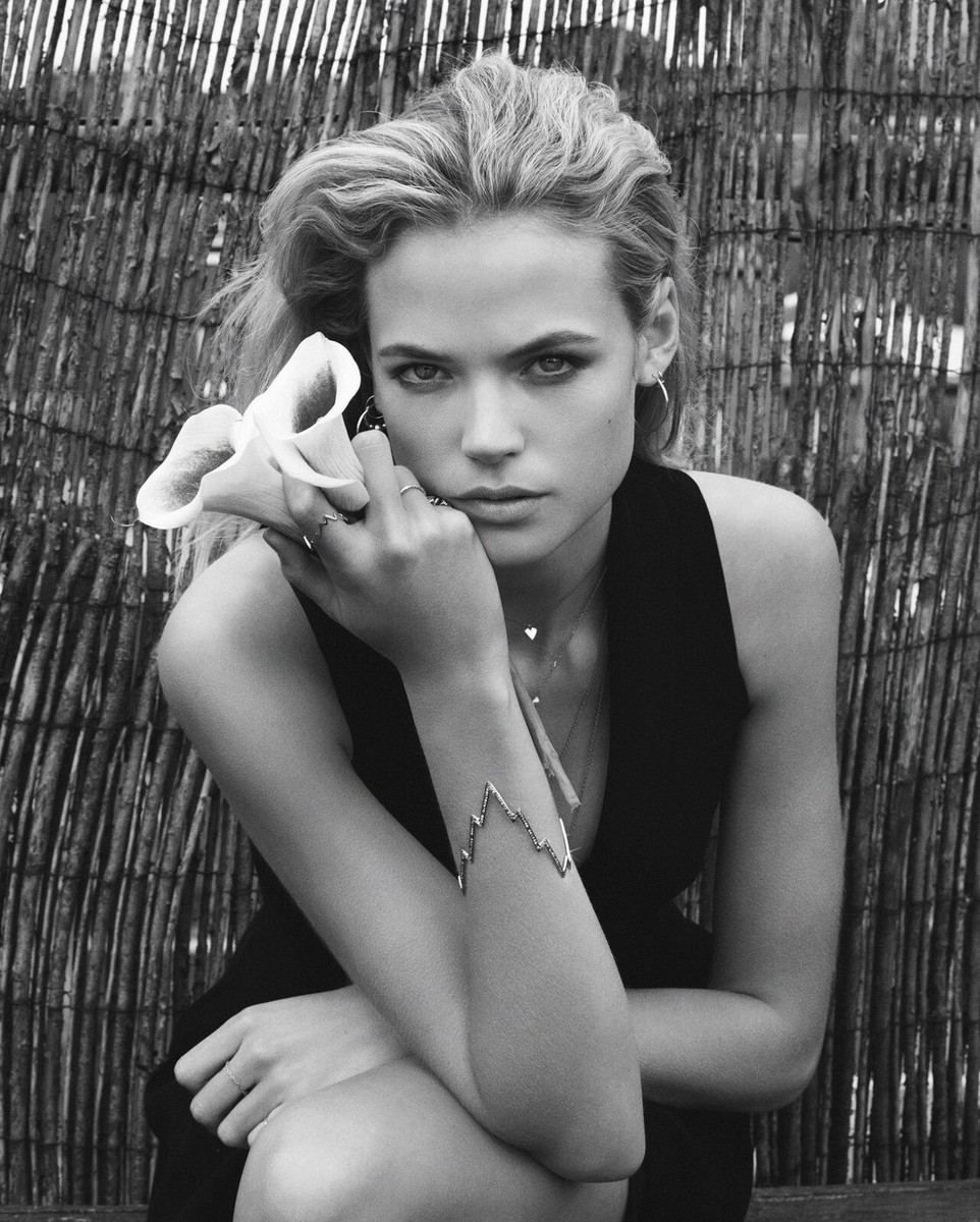 SEXY GABRIELLA WILDE 8x10 PHOTO * | eBay