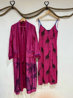 Joe Browns Joe's Boutique Giraffe Printed Satin Dressing Gown Nightie Set 10 12