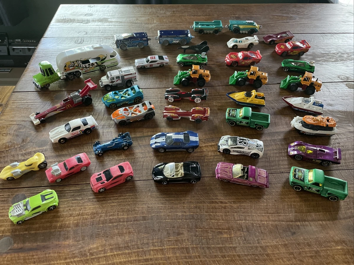 Matchbox 1:64 Car Moving Parts - Assorted