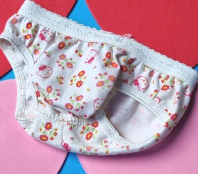 Build A Bear rosa Hello Kitty Sanrio seltenes Höschen im Ruhestand mit Wackelteilen