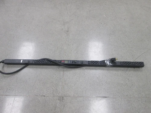 APC AP8865 208V (36) C13 (6) C19 (2) NEMA 5-20R Metered PDU
