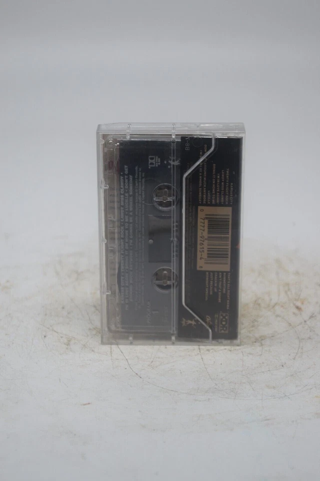 PAUL MCCARTNEY: CHOBA B CCCP THE RUSSIAN ALBUM CASSETTE SEE DESCRIPTION - Image 2 of 2