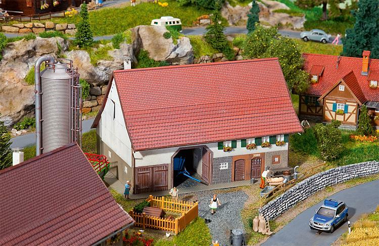 Faller 130535 Gro&szlig;es Bauernhaus Neu in OVP
