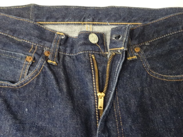 Vintage OG 1950s LEVIS 501 ZXX Guaranteed Patch Hidden Rivet Vintage OG 1950s LEVIS 501 ZXX Guaranteed Patch Hidden Rivet