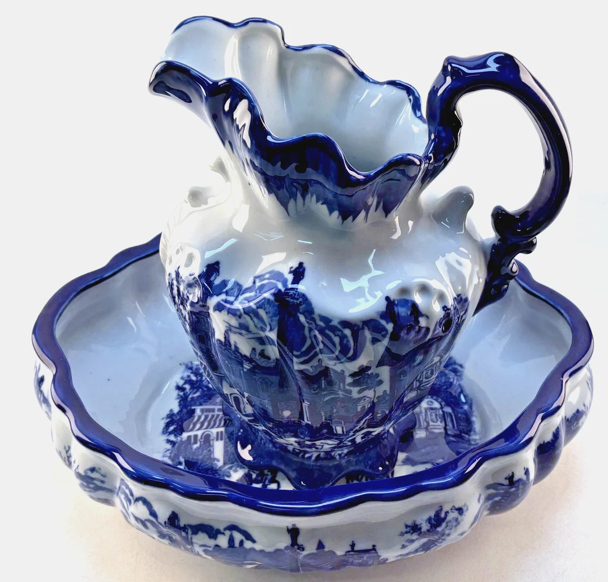 Water Pitcher And Basin In Antique Ceramic & Porcelain Pitchers