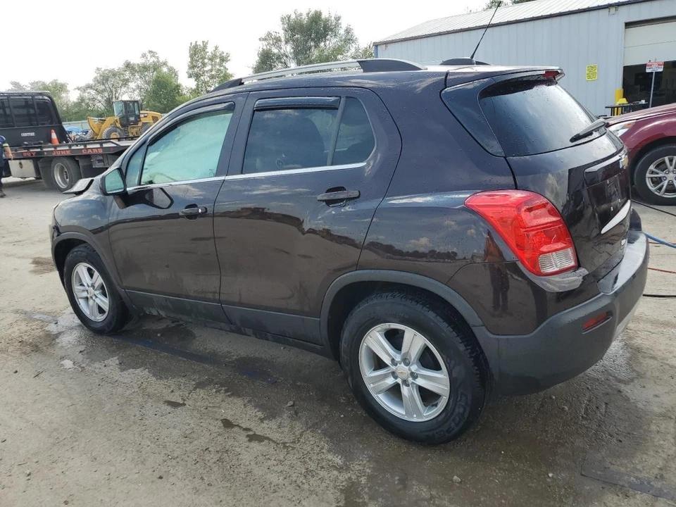 Reservatório de fluido de lavadora usado serve: 2016 Chevrolet Trax grau A - Imagem 2 de 4